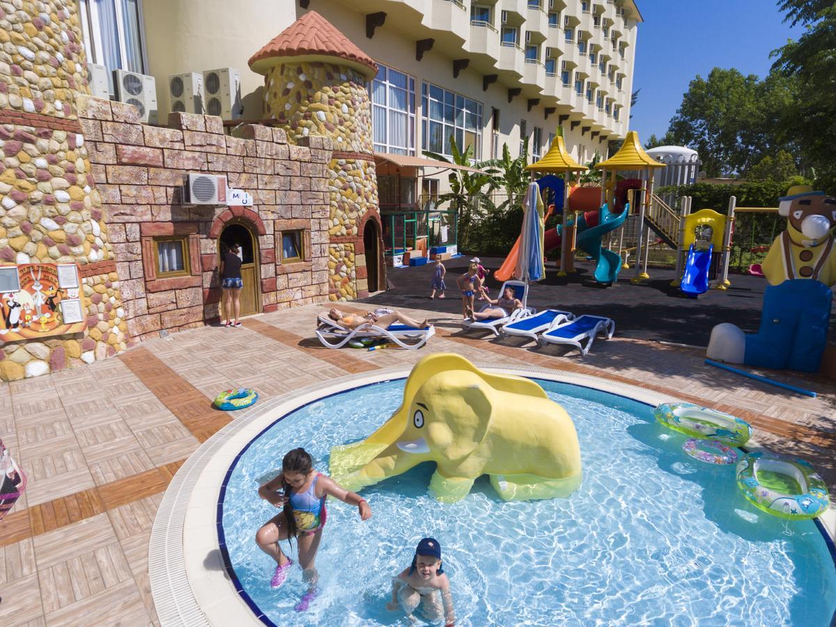 Nova Park Hotel シダ エクステリア 写真
