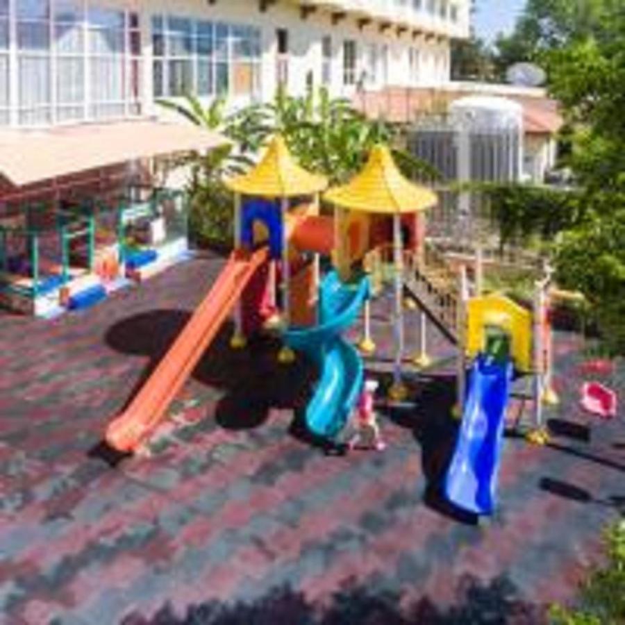Nova Park Hotel シダ エクステリア 写真