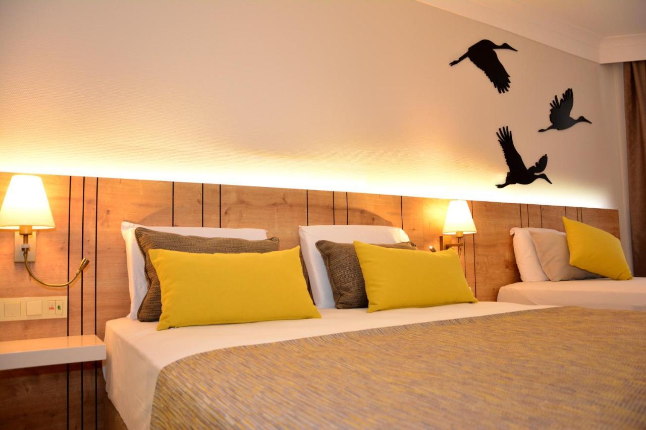 Nova Park Hotel シダ エクステリア 写真